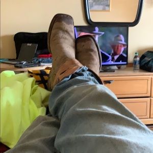 Meet your Posher, Joshua